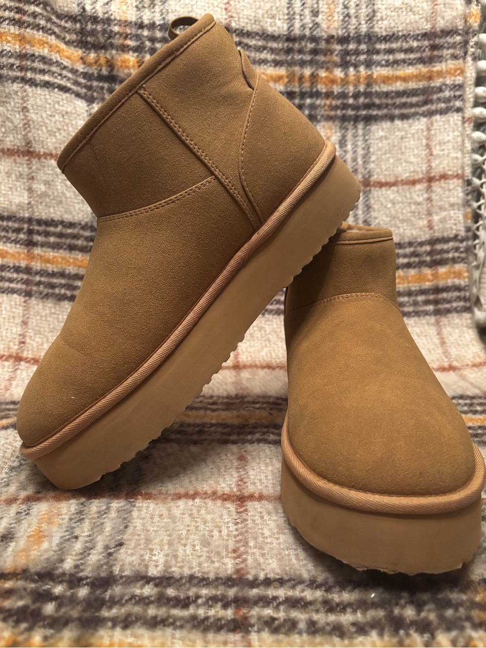 American Eagle Outfitters Tan Platform Slip-On Ankle Boots